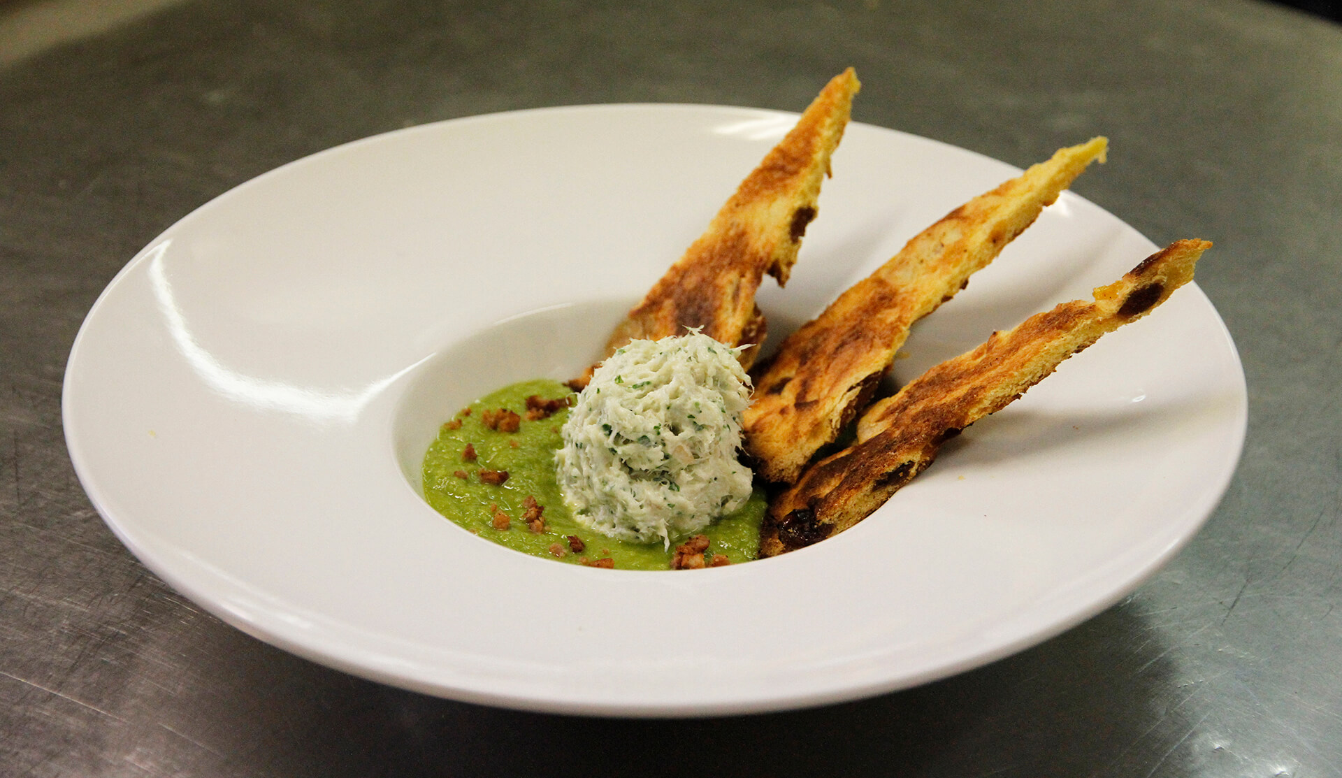 Pea Soup, Creamed Baccalà and Loison Apricot &amp; Ginger Panettone - Franco Favaretto - Insolito Panettone