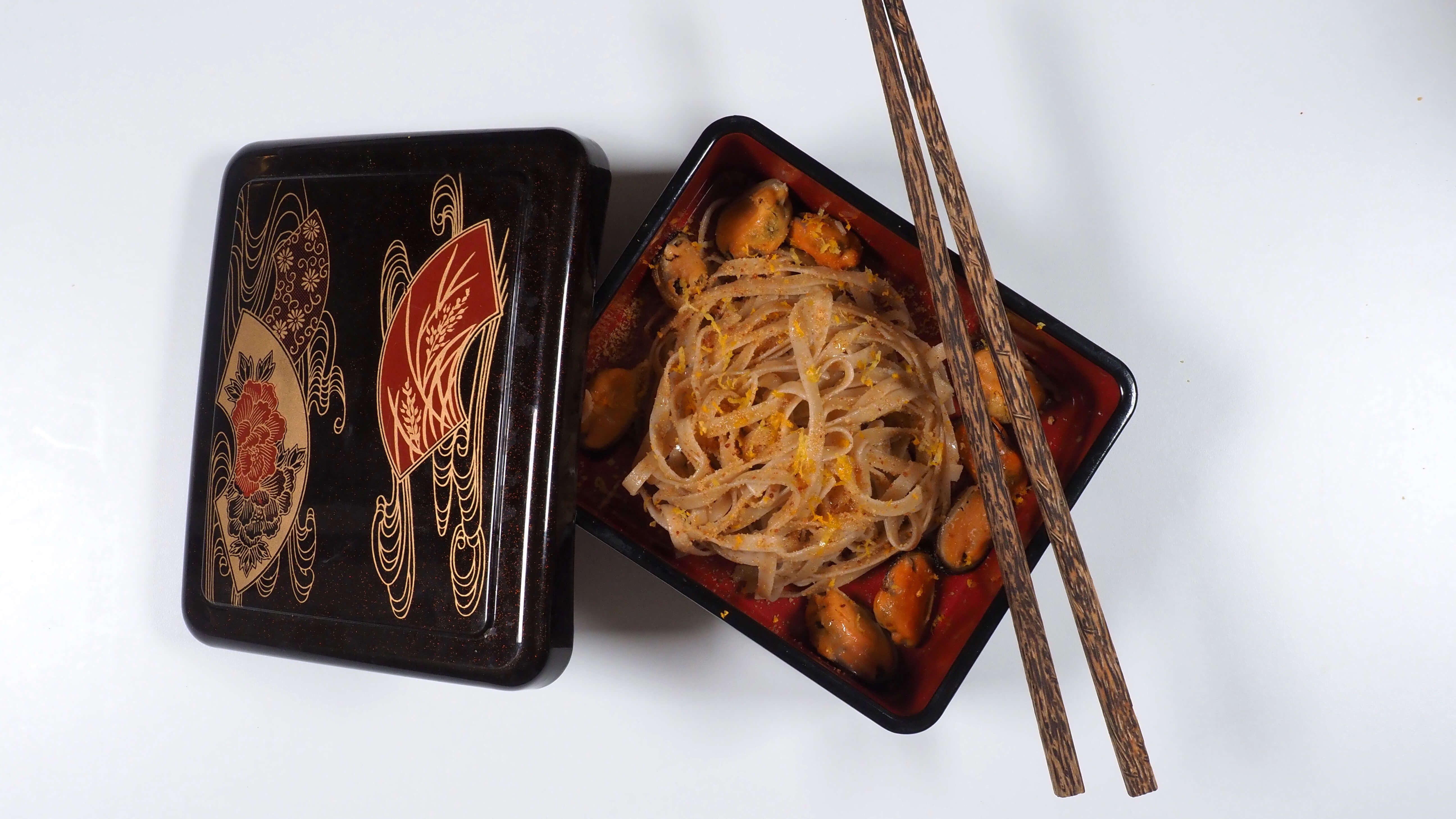 Bavette, mussels and Panettone - Insolito Panettone